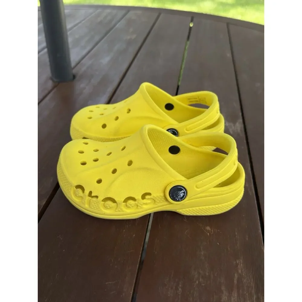 Crocs Classic Clog Yellow Kids Unisex Size C10 Slip-On Comfort Casual Sandals